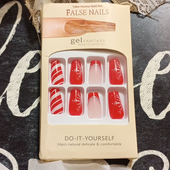 24pcs Glossy Short Ballet Fake Nails, Christmas Red Press On Nails With … - Picture 13 of 17